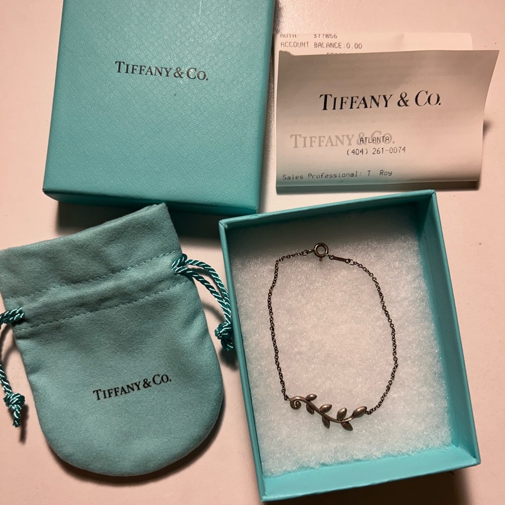 Tiffany & Co. Paloma Picasso Olive Leaf vine silver bracelet